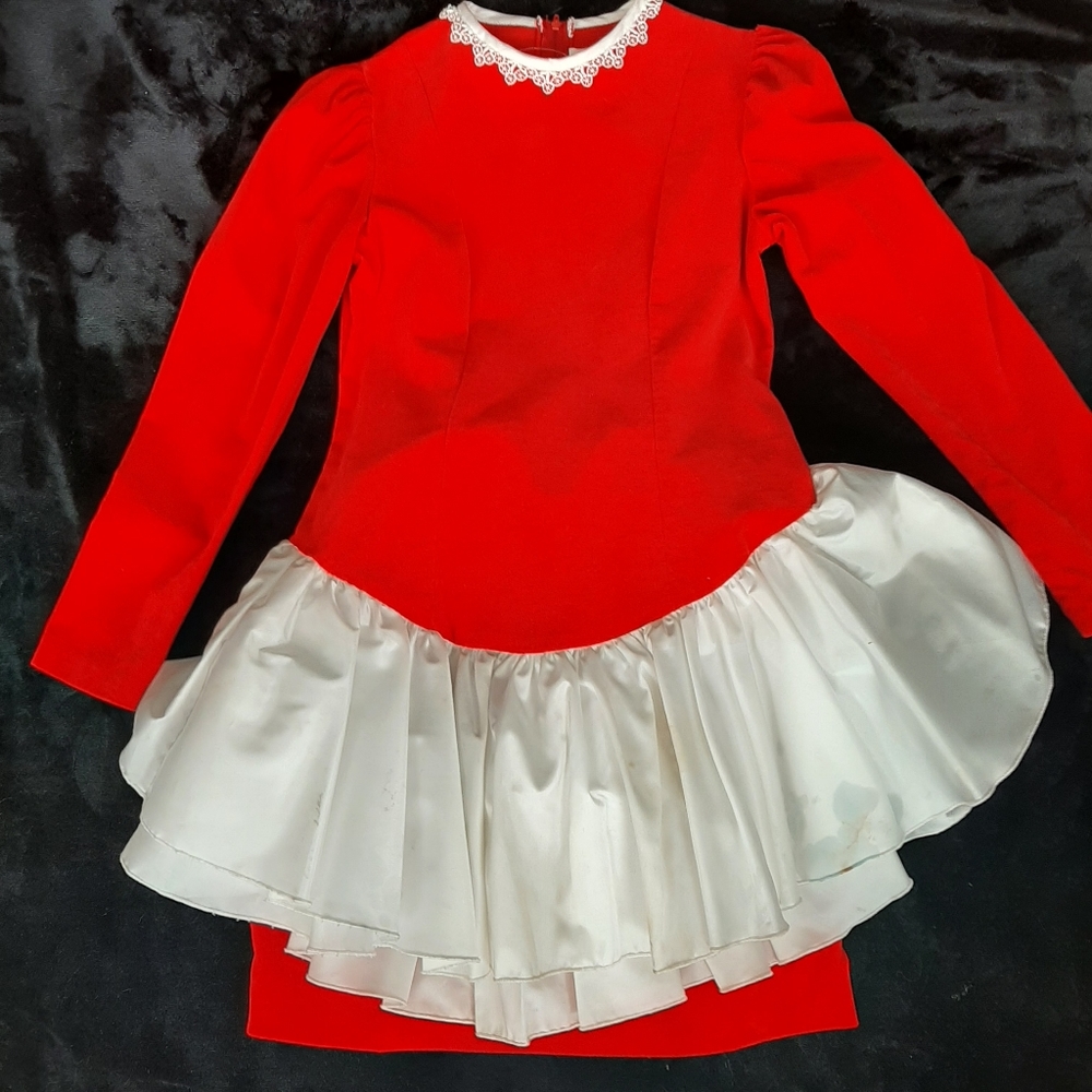 **HP** Vintage Isabella Christmas Dress